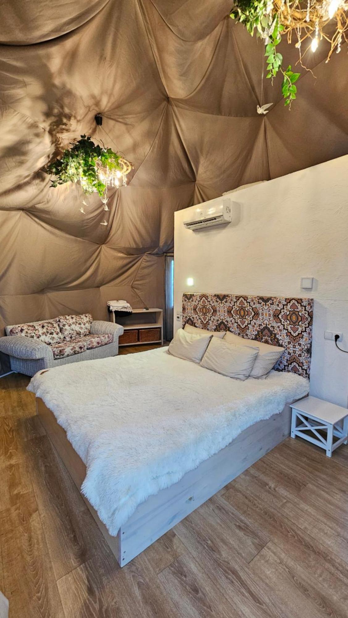 У Дачі Для Своїх Guest House Novyye Bezradichi Exterior photo