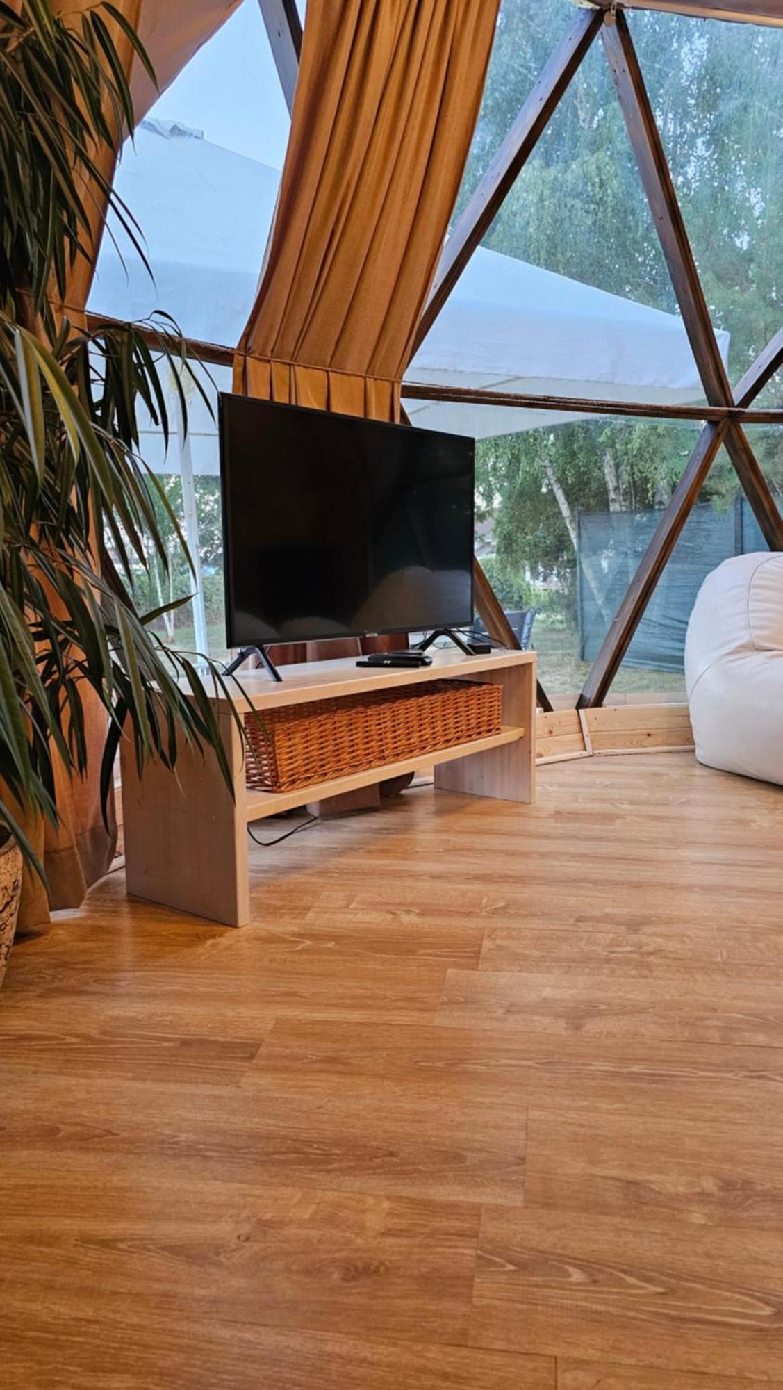 У Дачі Для Своїх Guest House Novyye Bezradichi Exterior photo