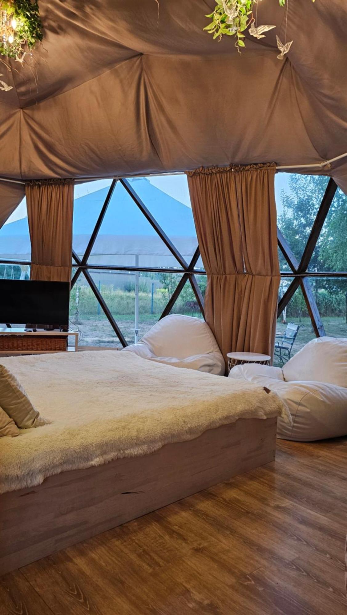 У Дачі Для Своїх Guest House Novyye Bezradichi Exterior photo
