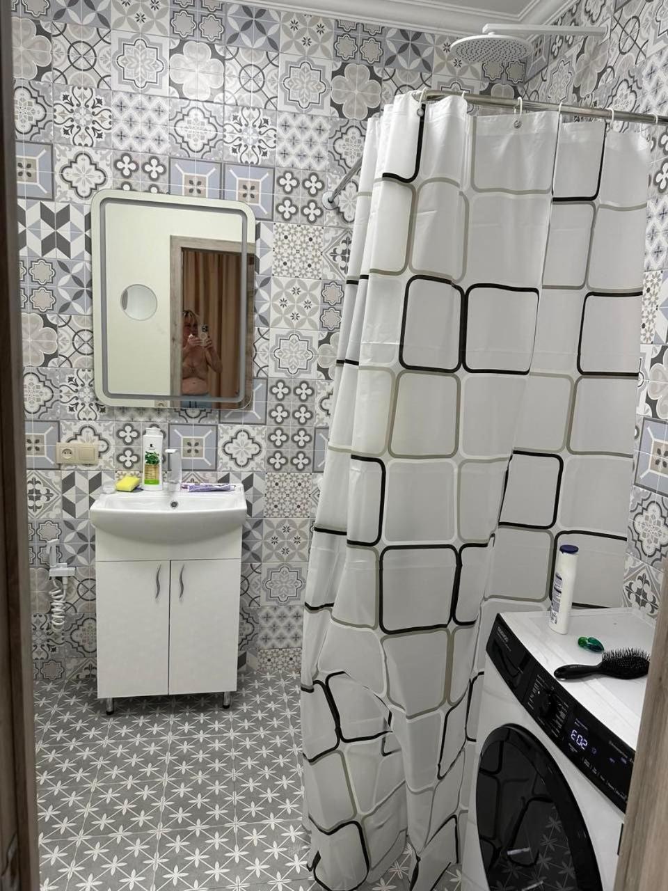 У Дачі Для Своїх Guest House Novyye Bezradichi Exterior photo